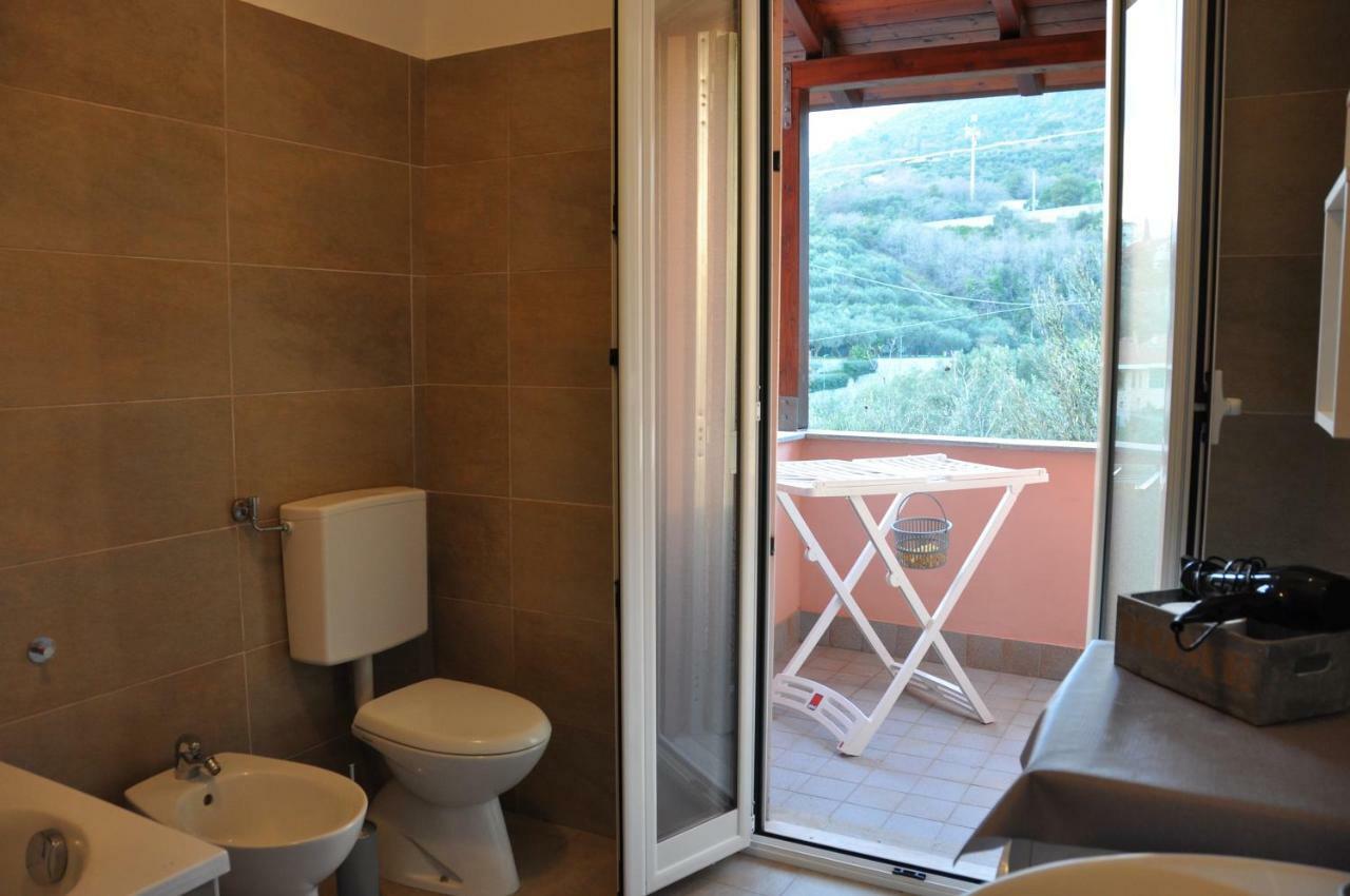 Villa Paolina Ceriale - App. 6 Posti Buitenkant foto